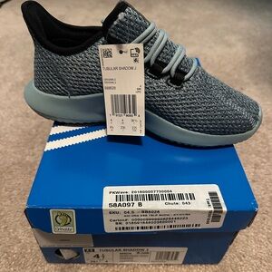 Adidas Tubular Shadow